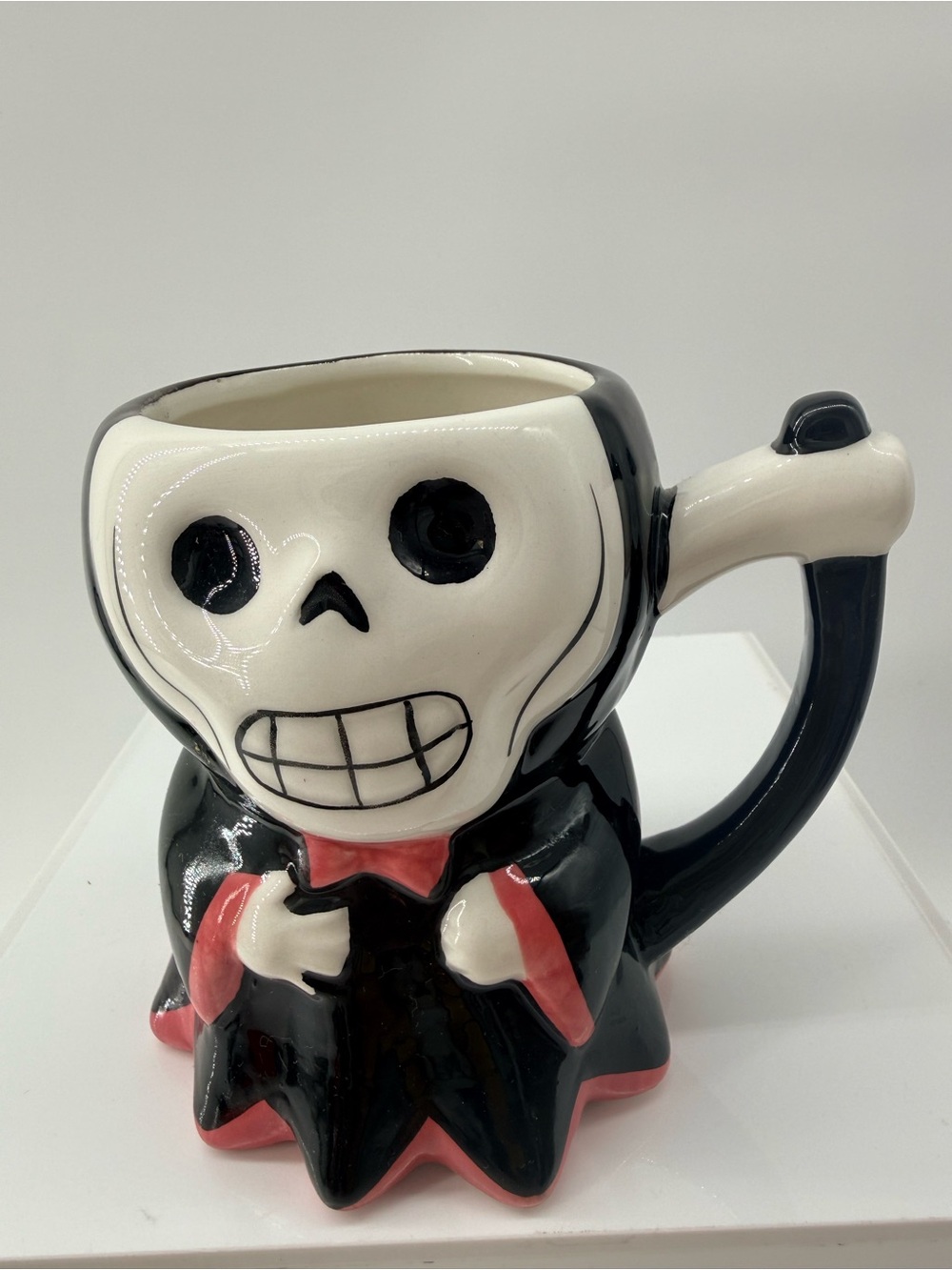 Novelty Skeleton Ceramic Mug in Black, White & Red